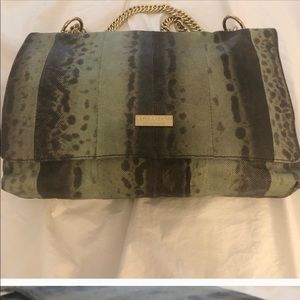 Halston heritage python bag 🔥🔥🔥